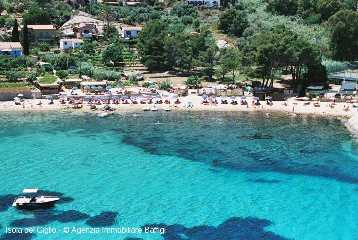 Giglio Island Arenella Beach 2