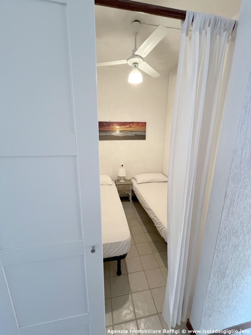 rent-gallery.alt_base