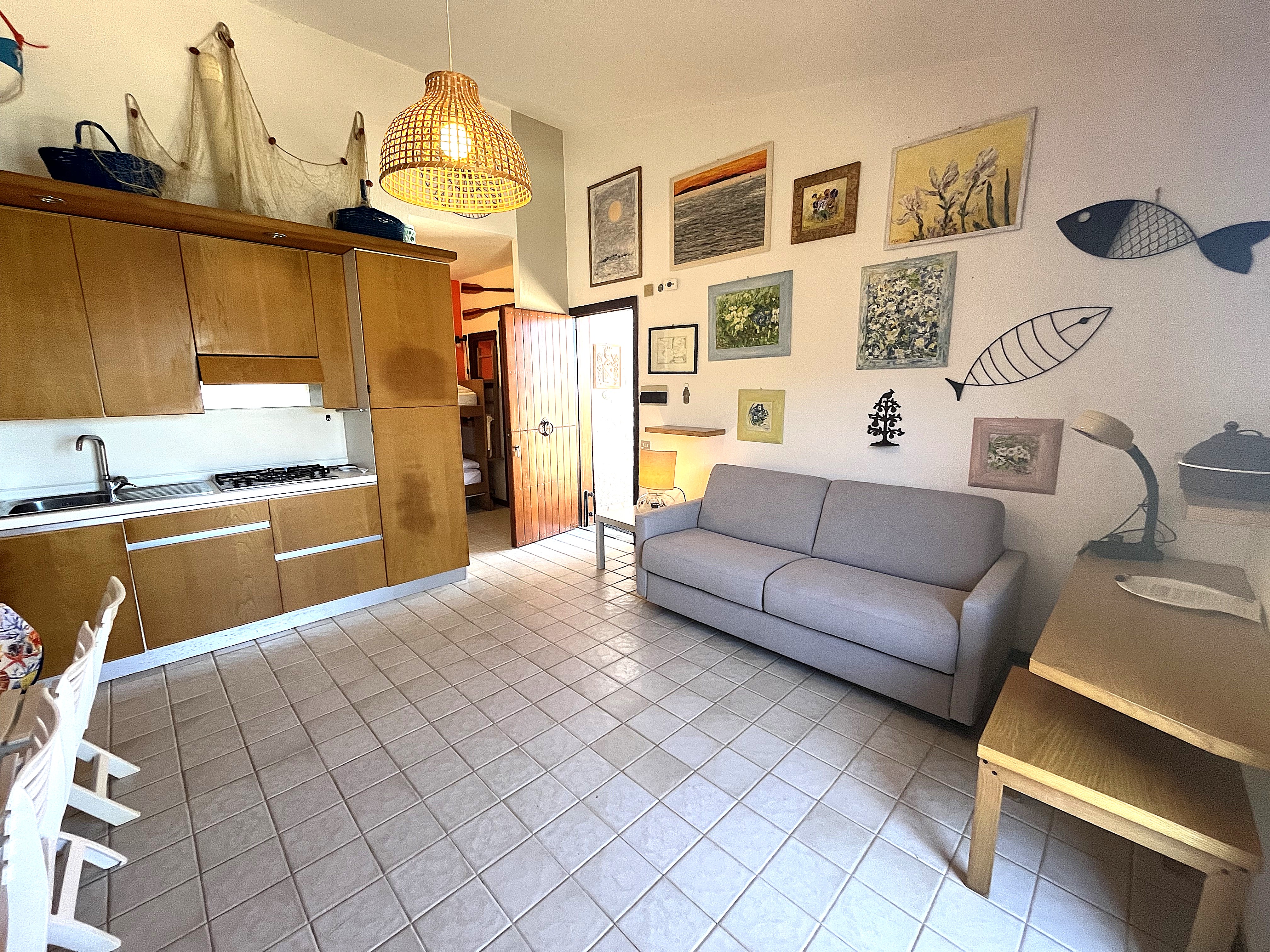 rent-gallery.alt_base