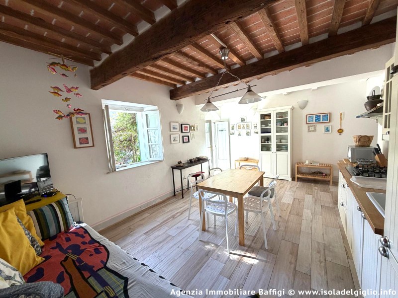 rent-gallery.alt_base