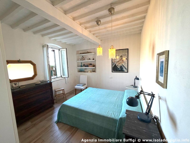 rent-gallery.alt_base