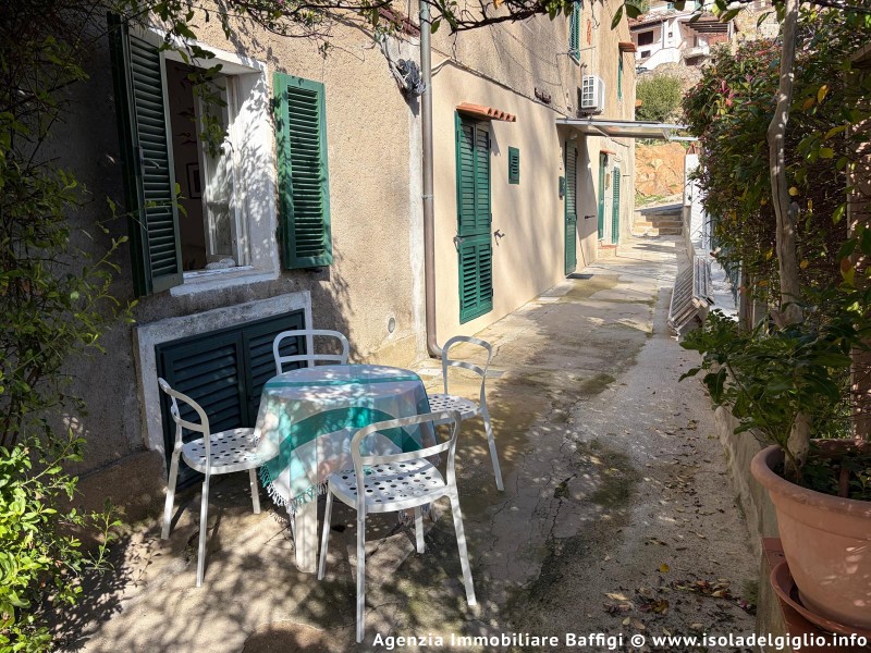 rent-gallery.alt_base