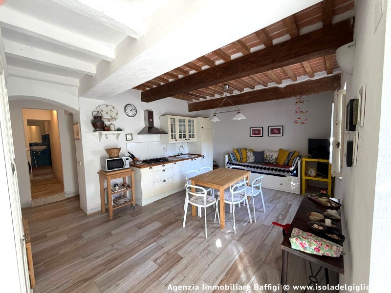 rent-gallery.alt_base