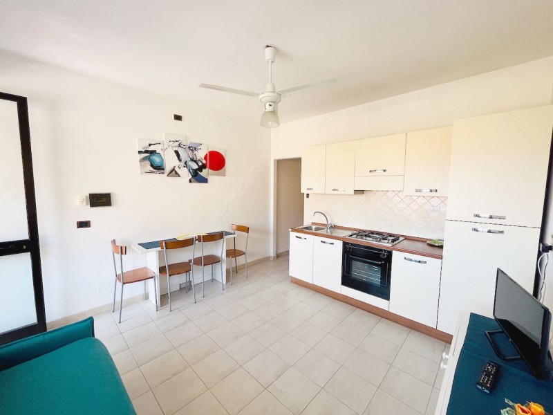 rent-gallery.alt_base