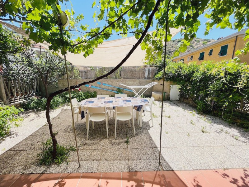 rent-gallery.alt_base