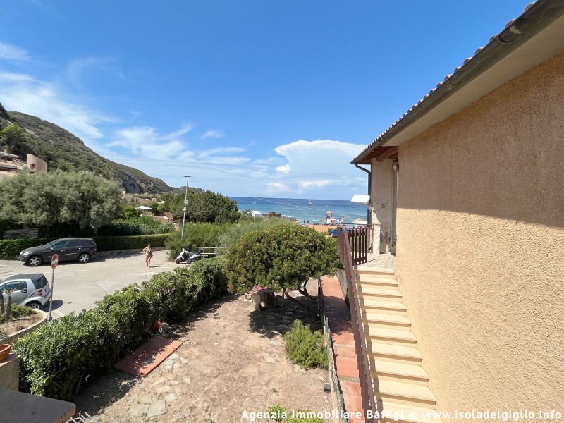 rent-gallery.alt_base