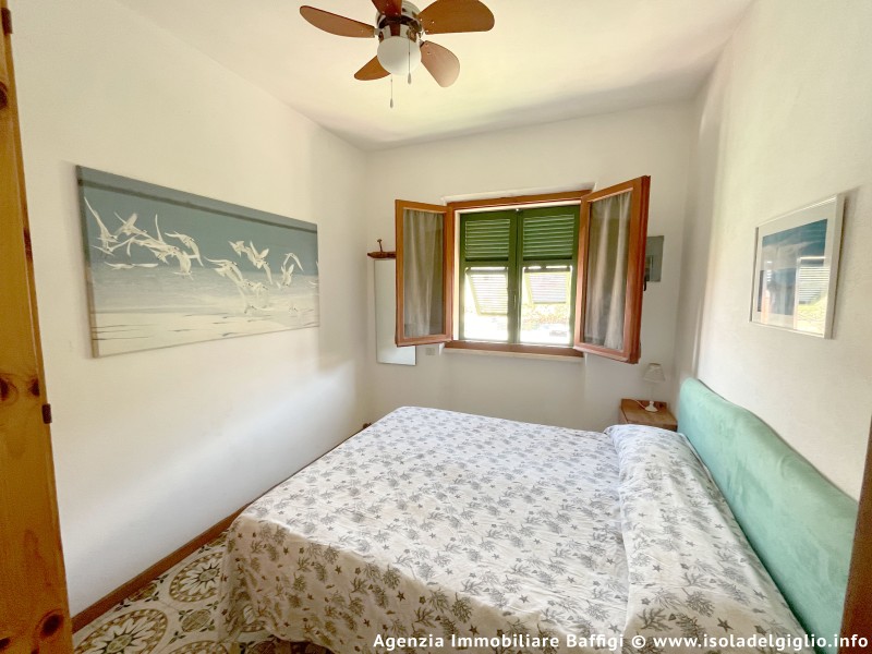 rent-gallery.alt_base