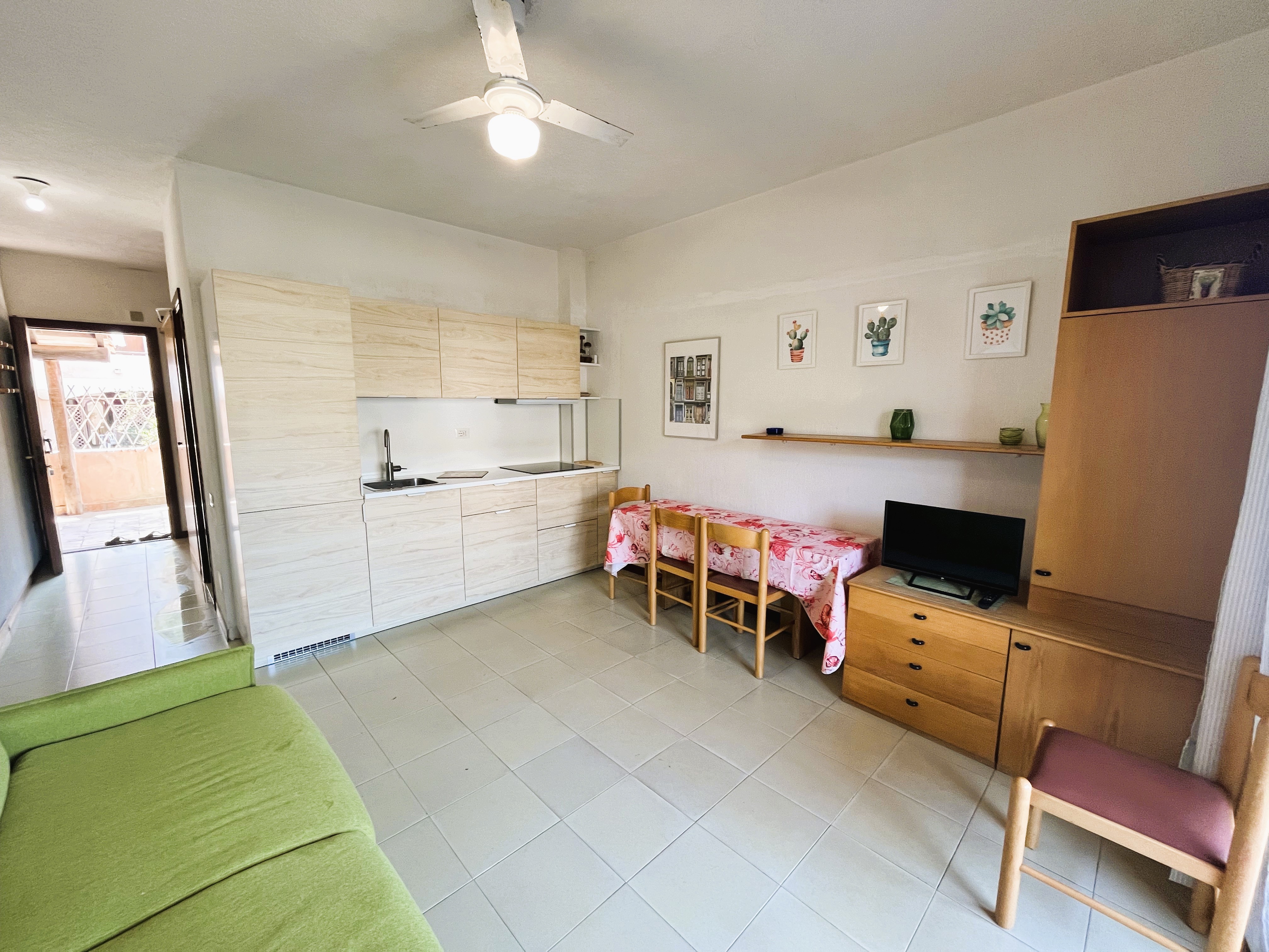 rent-gallery.alt_base