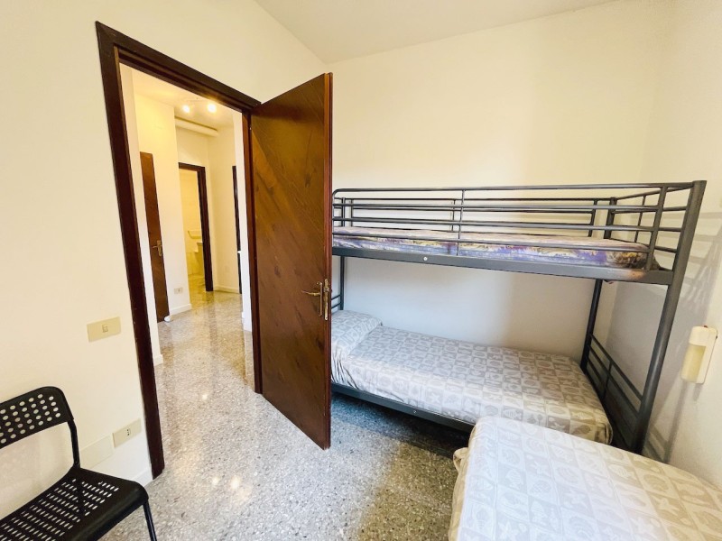 rent-gallery.alt_base