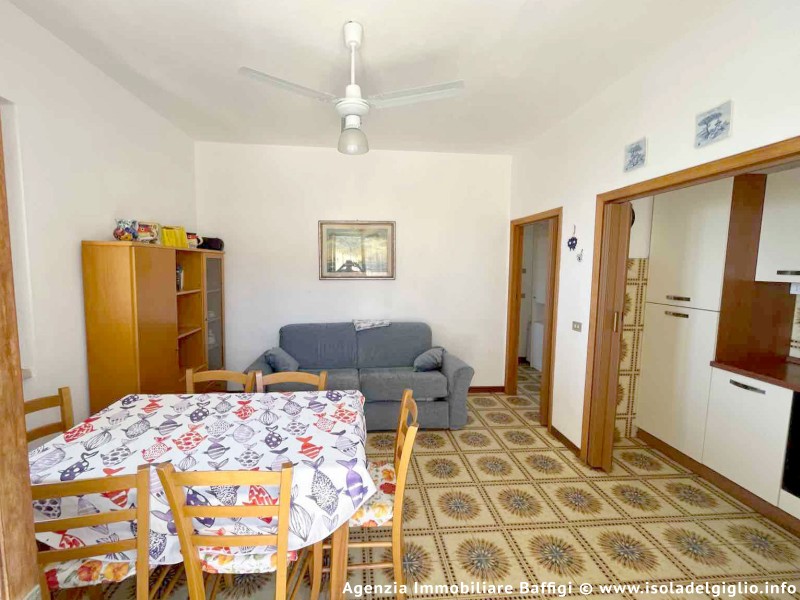 rent-gallery.alt_base