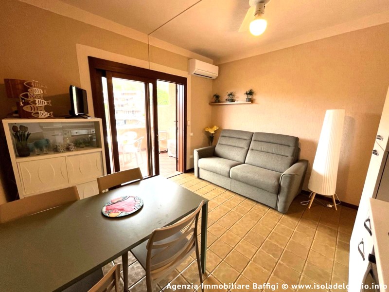 rent-gallery.alt_base