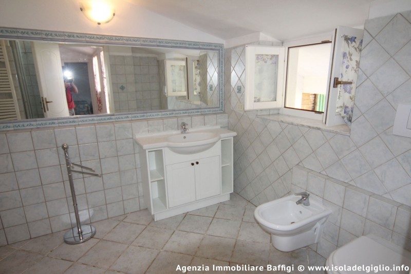 rent-gallery.alt_base