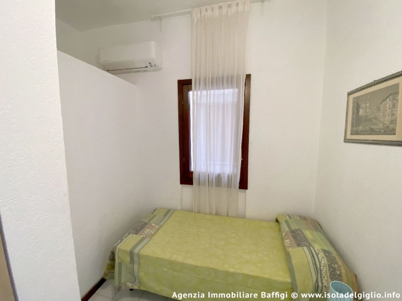 rent-gallery.alt_base