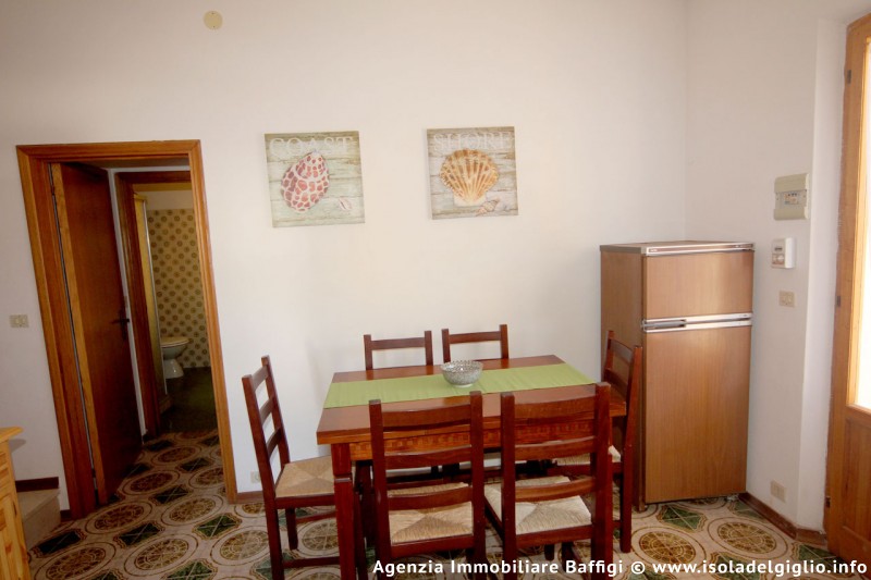 rent-gallery.alt_base