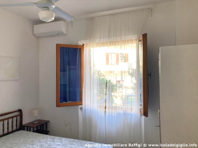 rent-gallery.alt_base