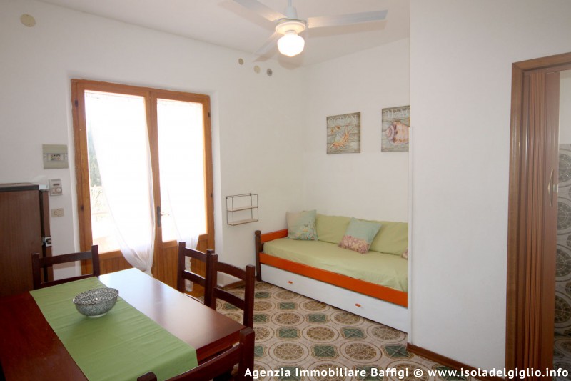 rent-gallery.alt_base