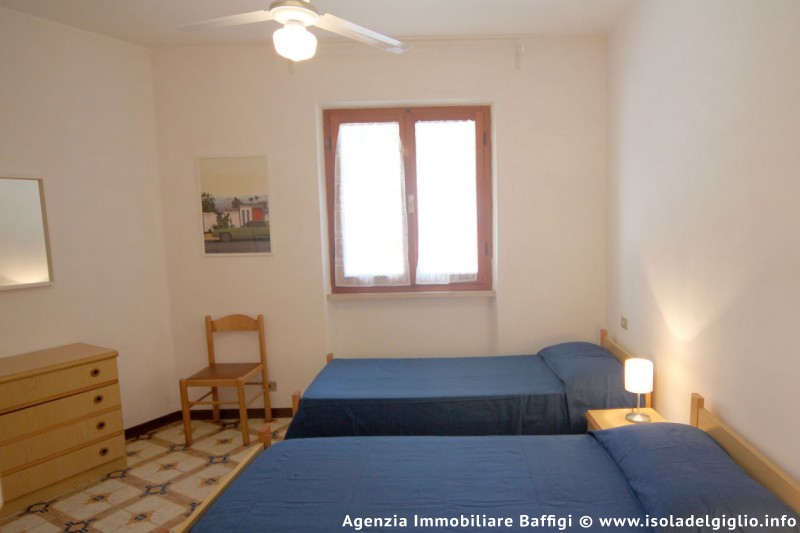 rent-gallery.alt_base