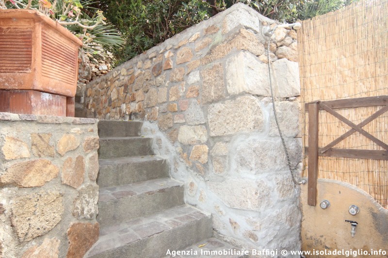 rent-gallery.alt_base