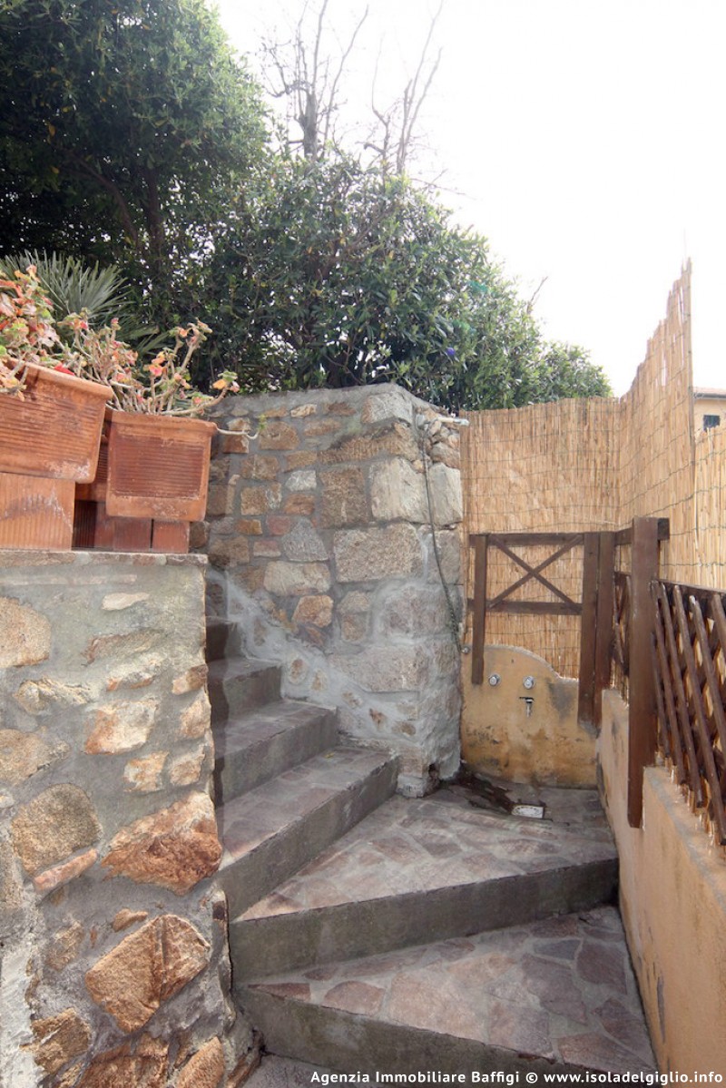 rent-gallery.alt_base