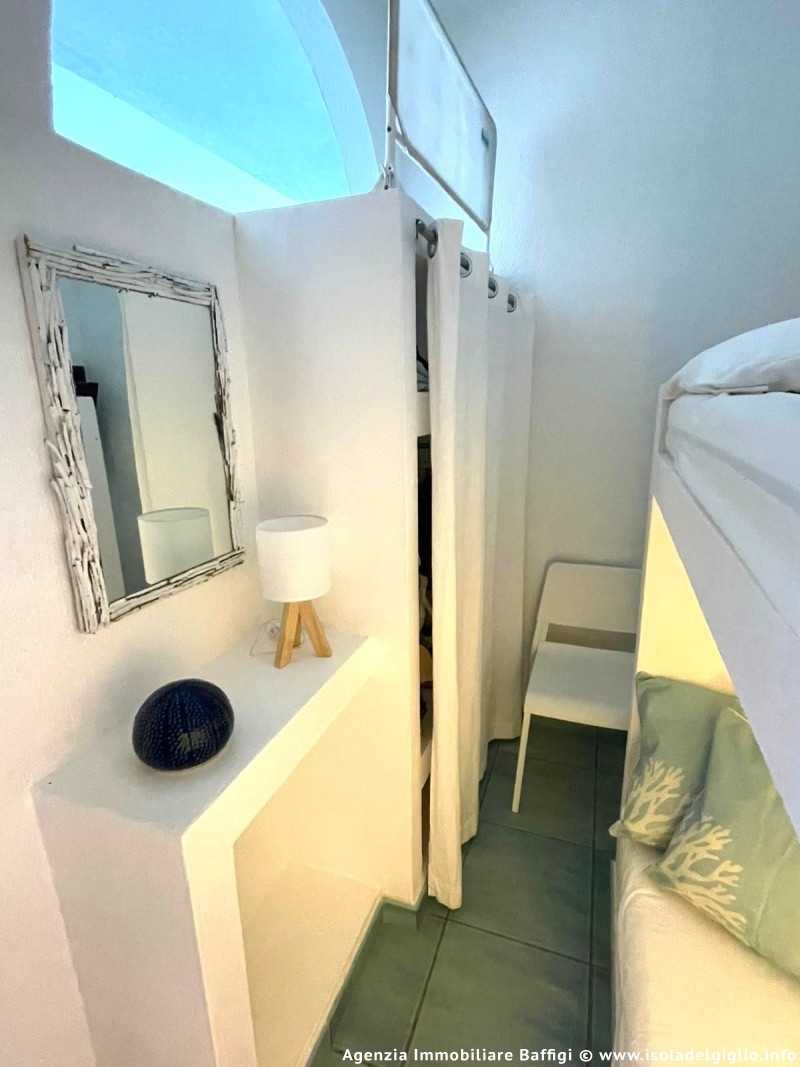 rent-gallery.alt_base