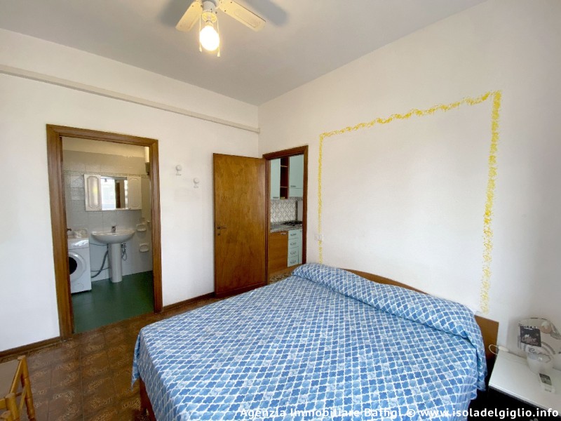 rent-gallery.alt_base