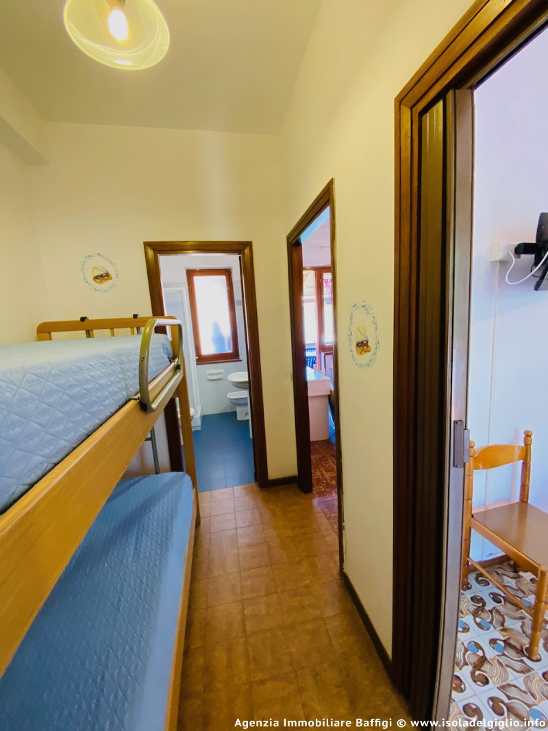 rent-gallery.alt_base