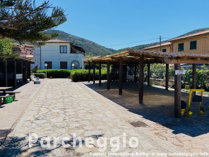 rent-gallery.alt_base