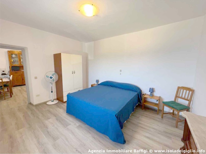 rent-gallery.alt_base