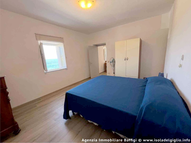 rent-gallery.alt_base