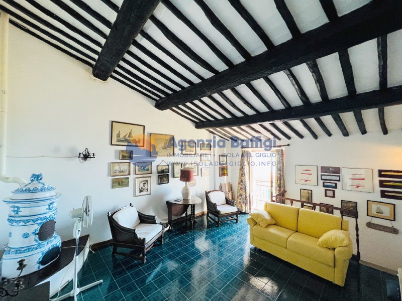 rent-gallery.alt_base