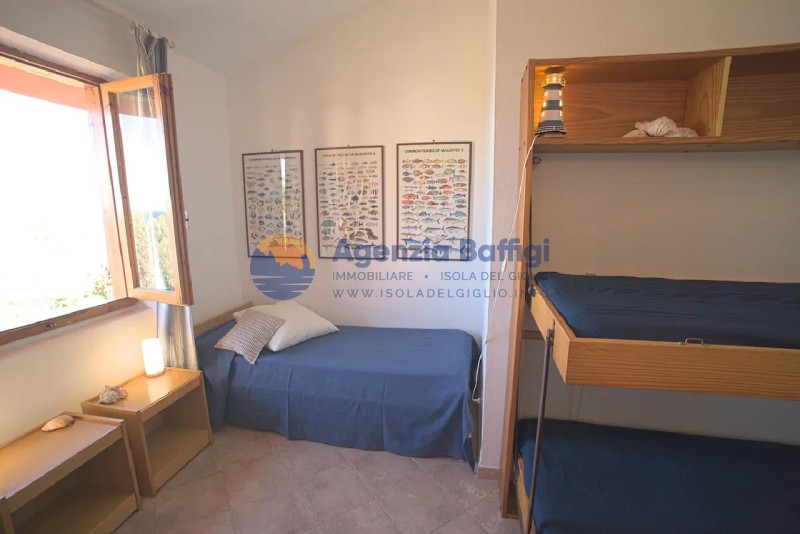 rent-gallery.alt_base